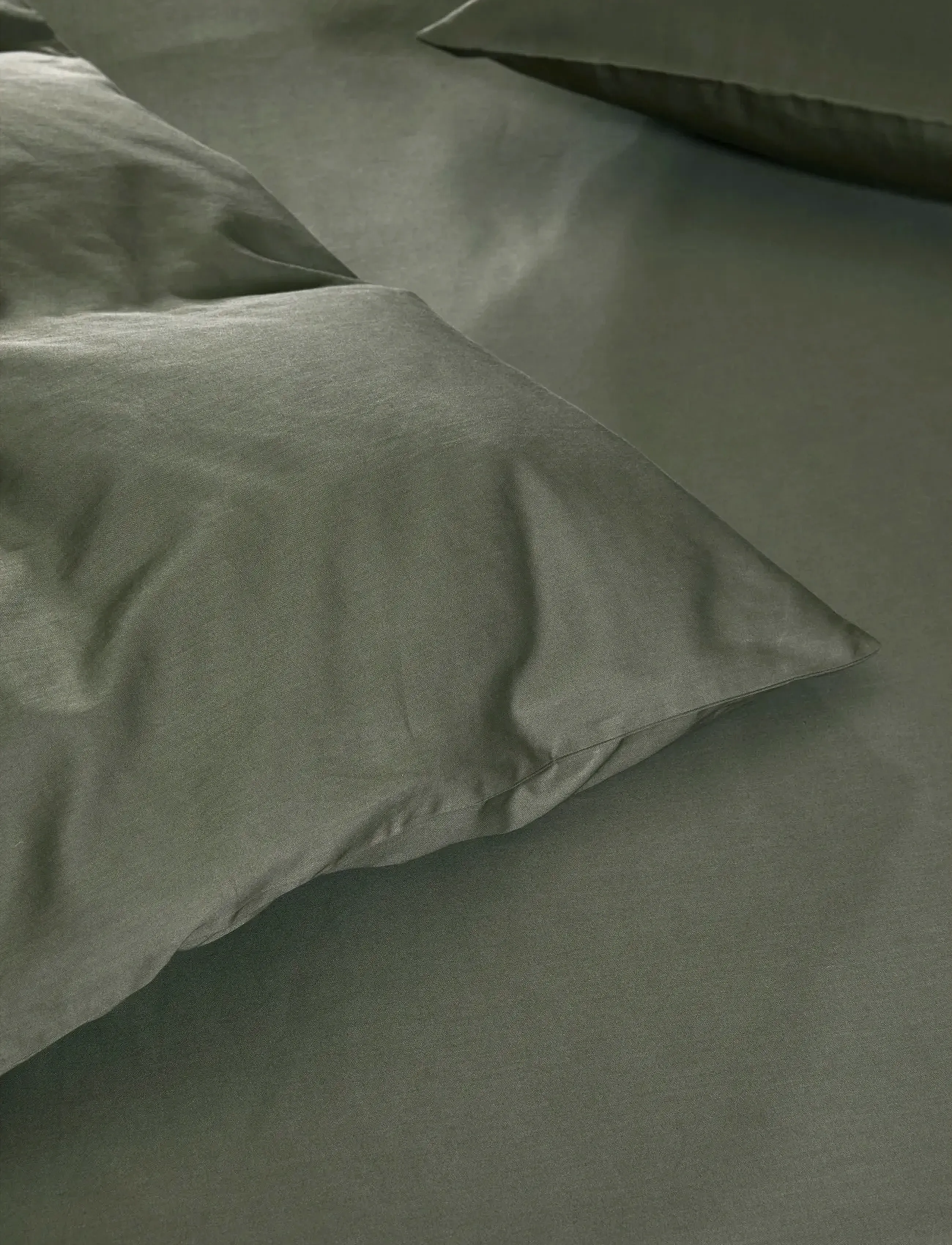 Høie of Scandinavia  - Harmoni set dämpad grön S - bed sets - muted green - 3