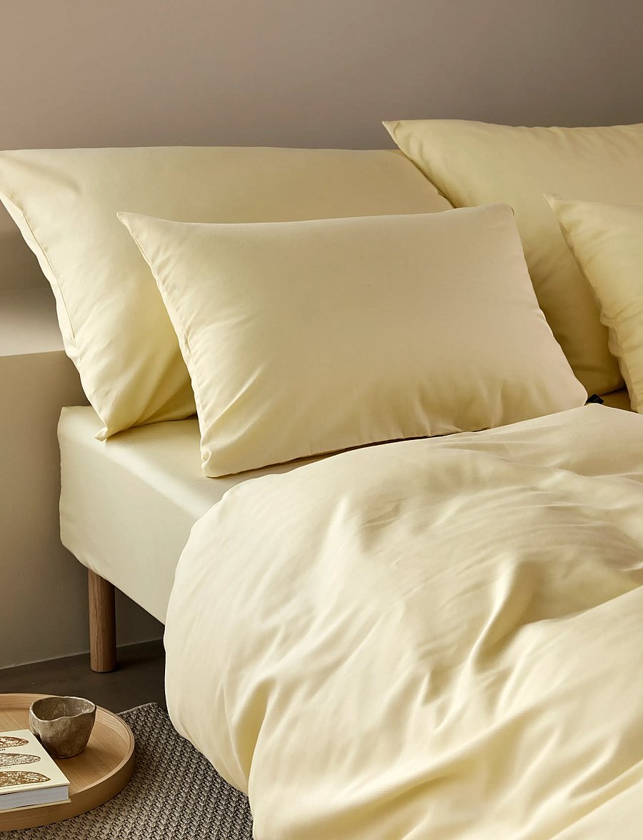 Høie of Scandinavia - Harmoni Stonewashed Sateen bed set - light yellow - 2