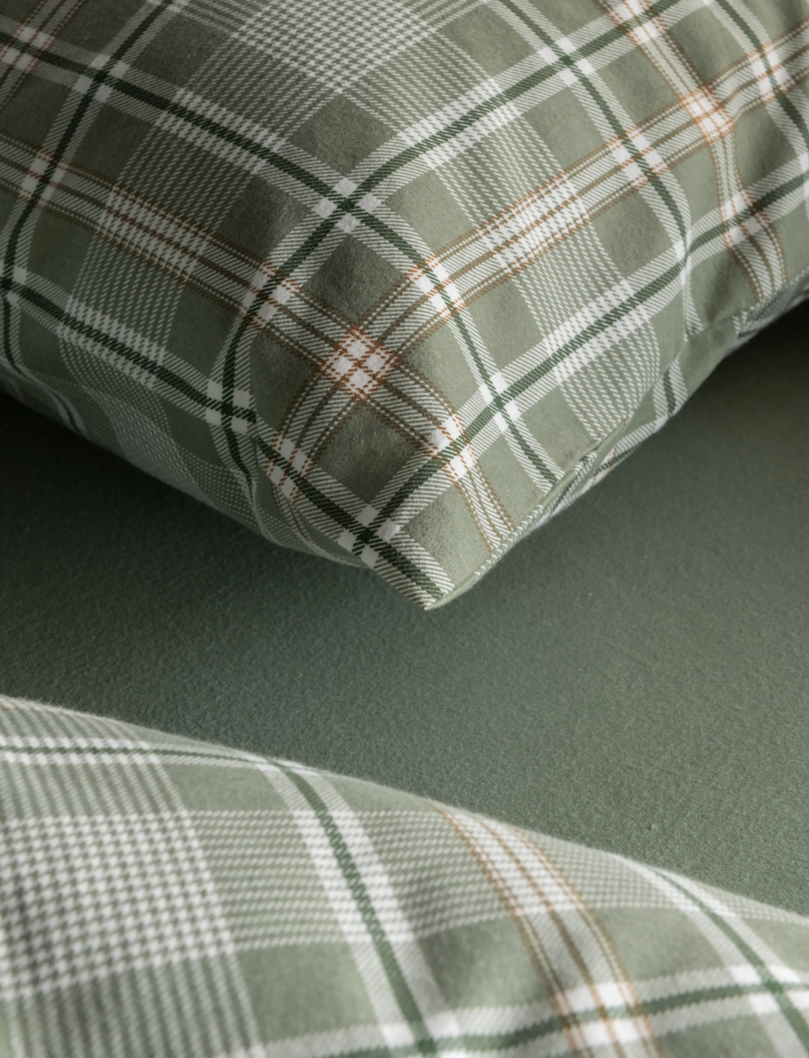 Høie of Scandinavia  - Isak sett dempet grønn N - bed sets - muted green - 2