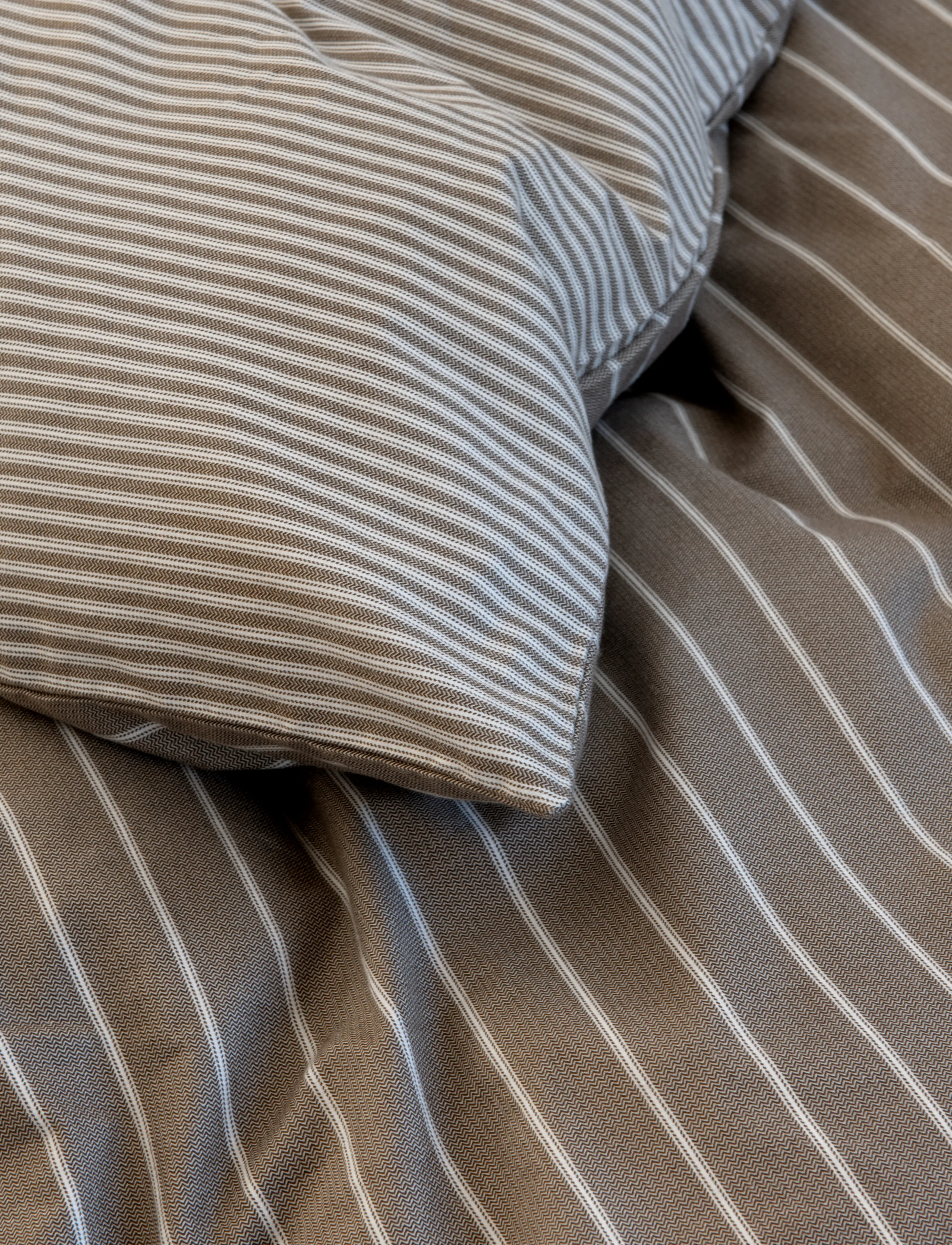 Høie of Scandinavia  - Flemming sett sjokoladebrun N - chocolate brown - 2