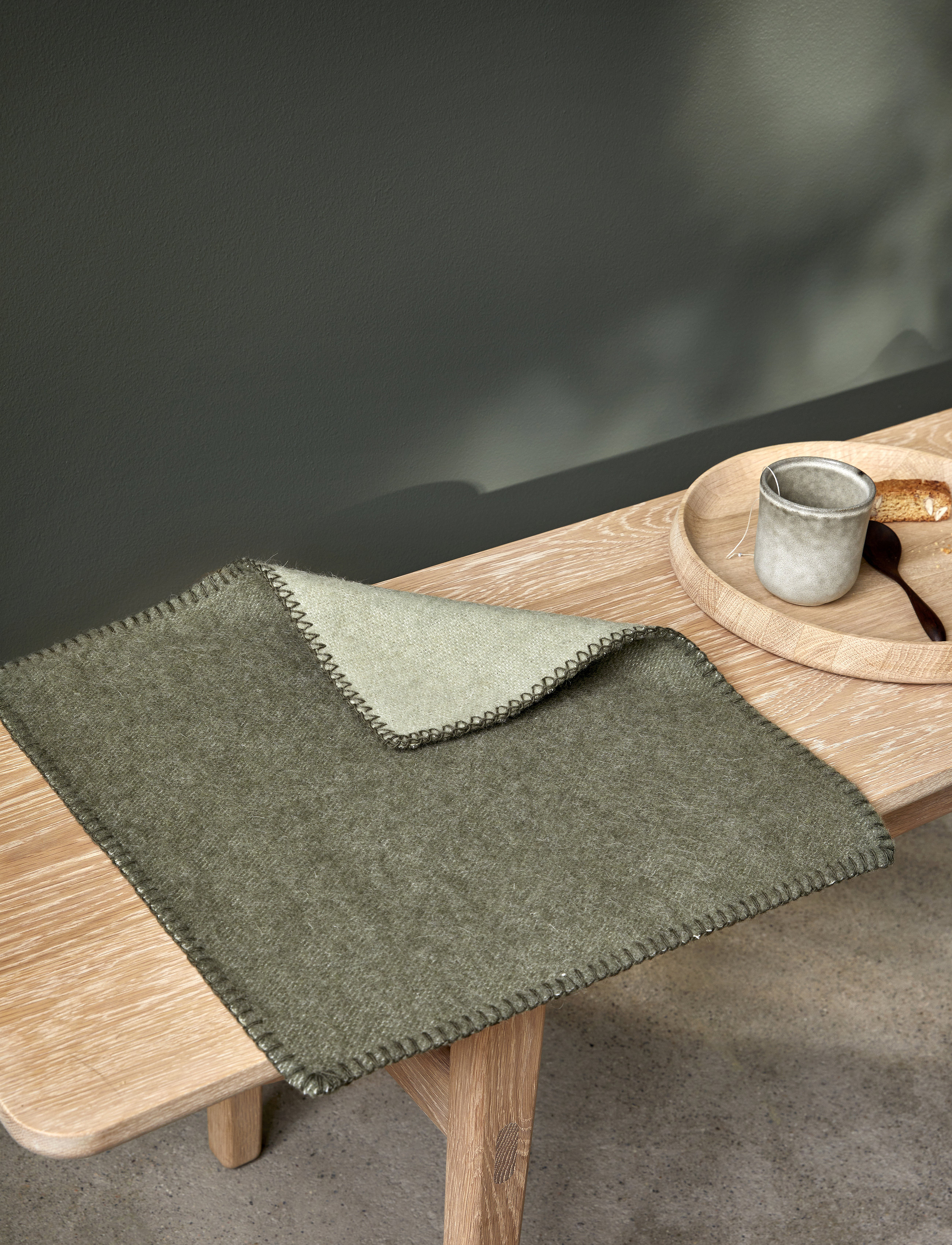 Høie of Scandinavia  - Djupedalen sit pad - green - 2