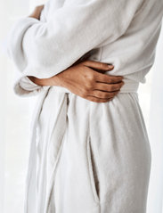 Høie of Scandinavia  - Svanen terry velour robe - kylpytakit - white - 5