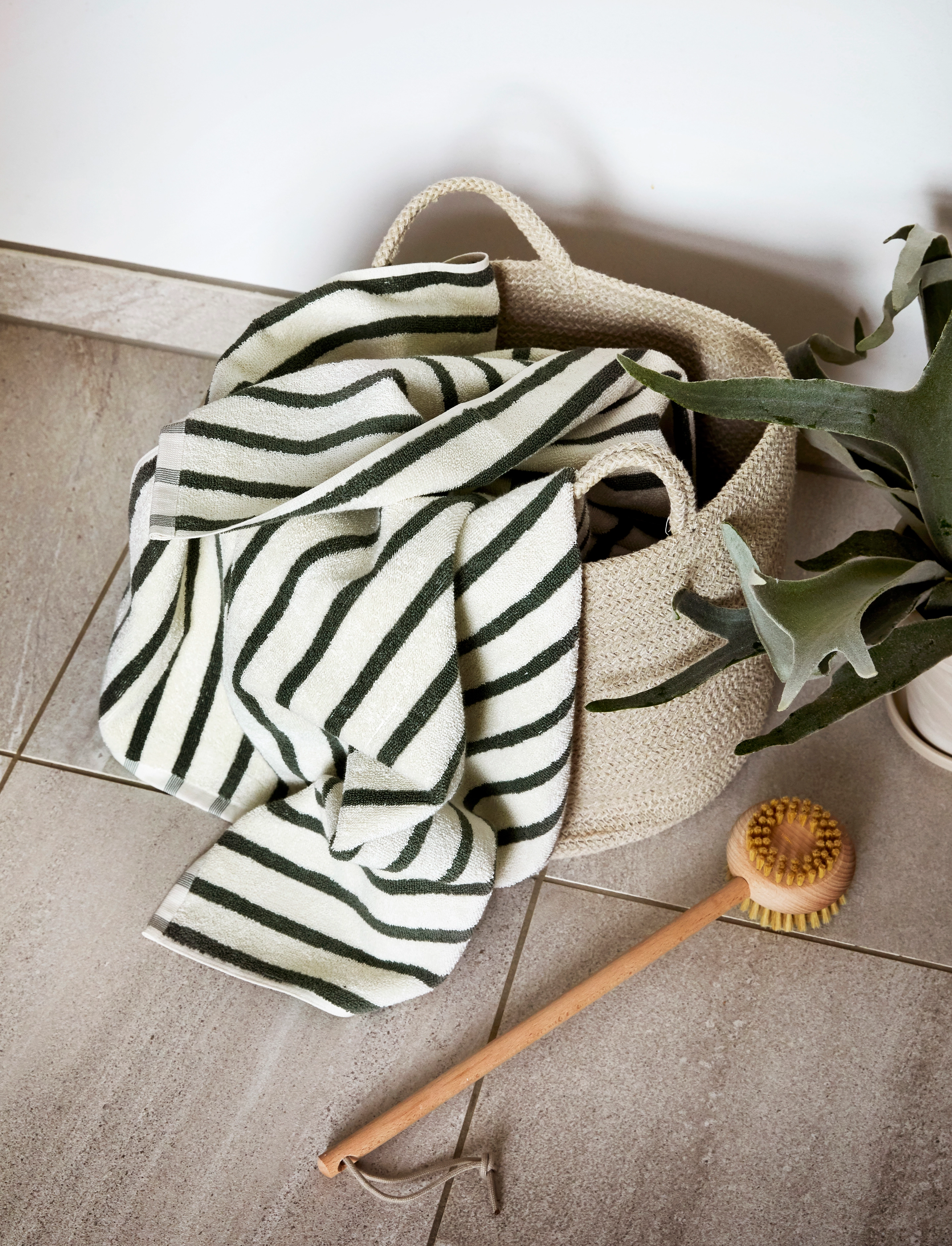 Høie of Scandinavia  - Everyday Stripe cotton towel - køb efter pris - nordic green - 3