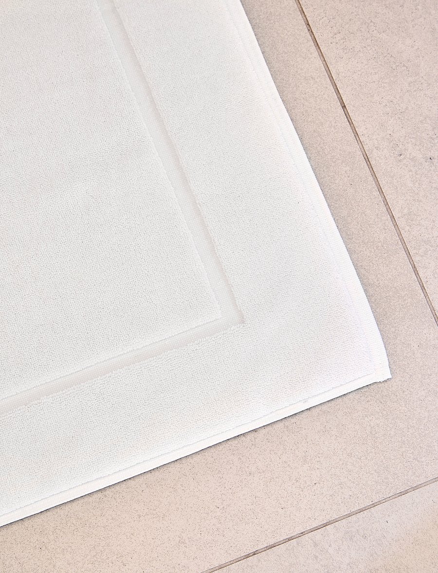 Høie of Scandinavia - Classic Bath Mat - die niedrigsten preise - white - 1