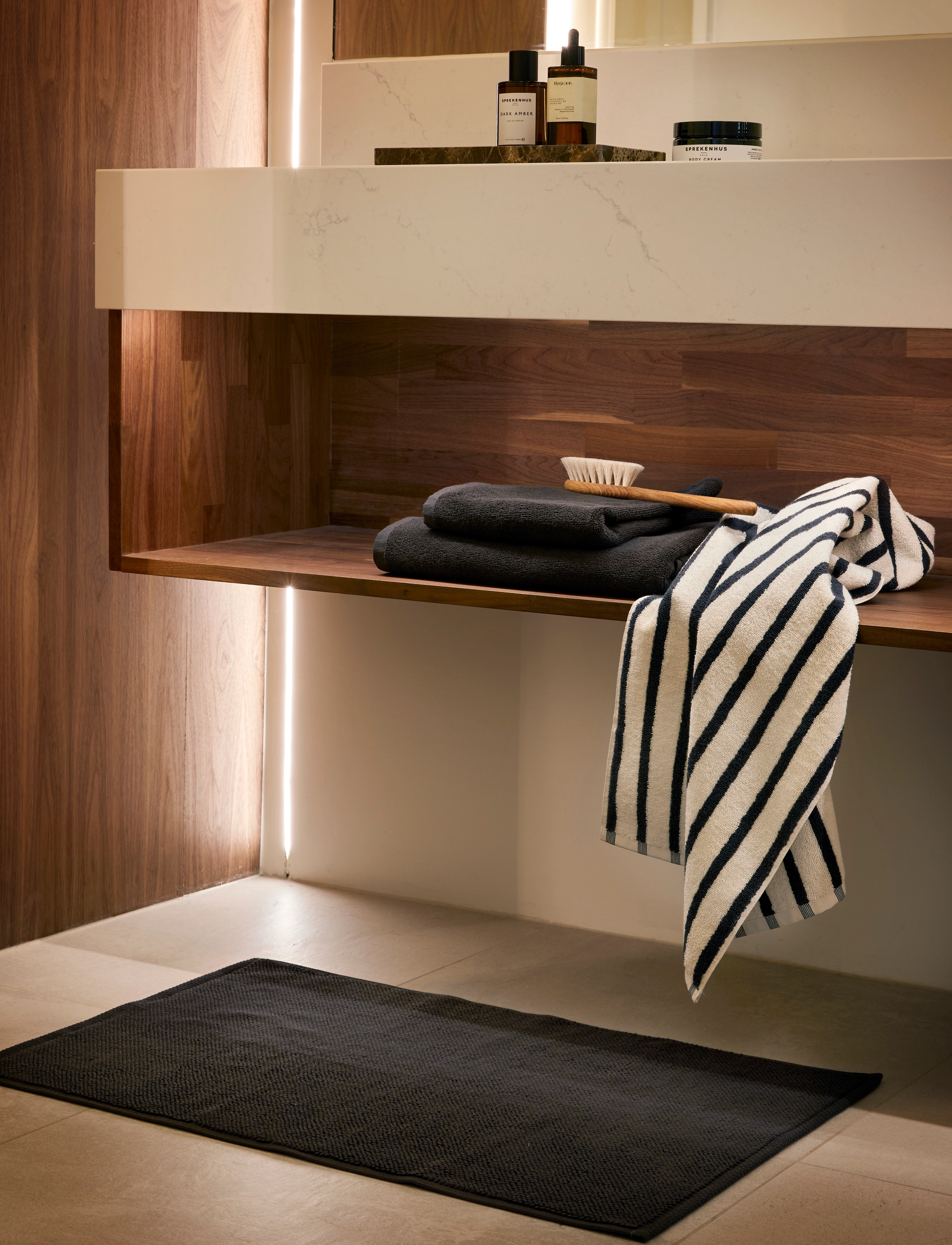 Høie of Scandinavia Everyday Bath Mat, 50X80 cm, Black, Tæpper > Badetæpper, Unisex