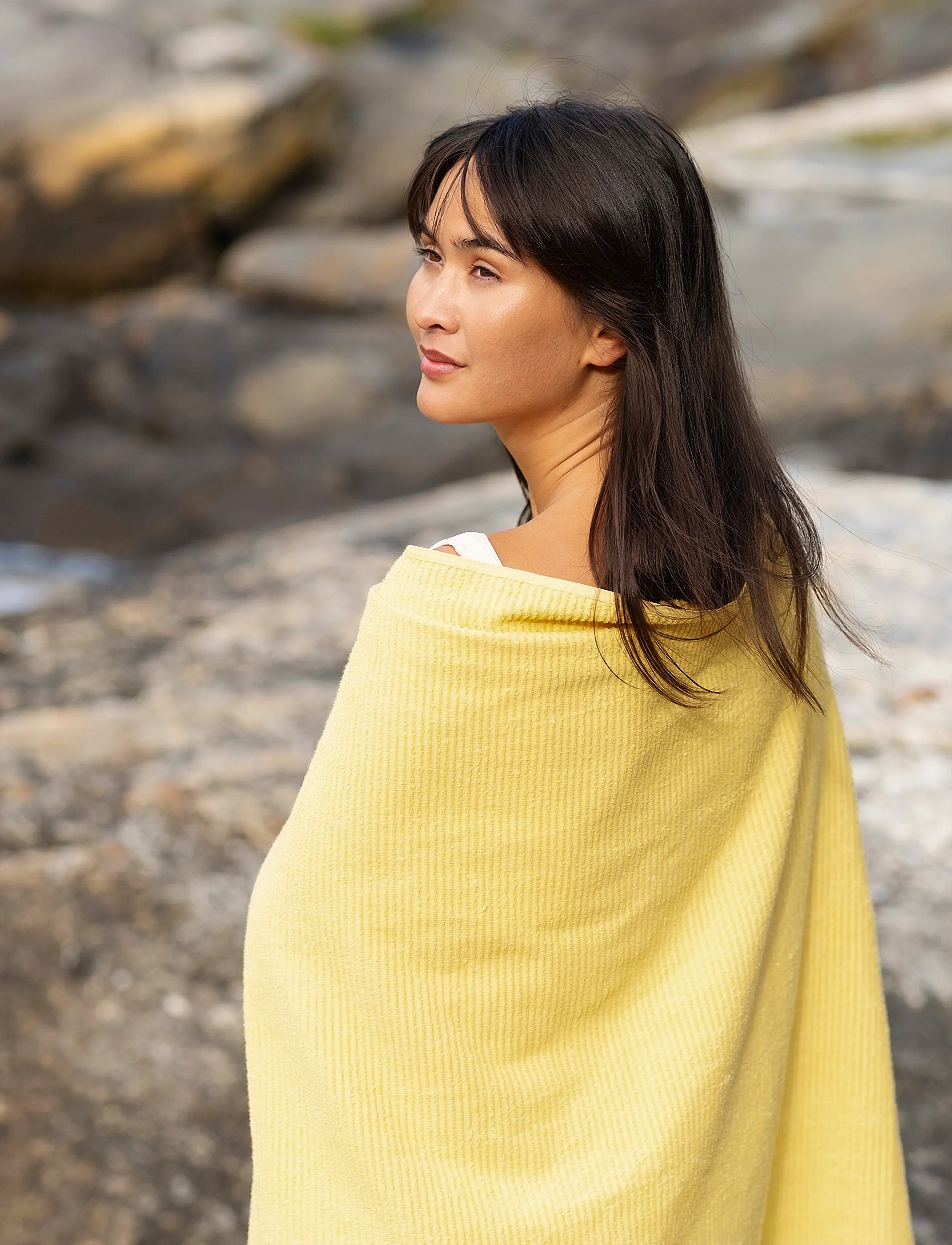 Høie of Scandinavia  - BREEZE bath and beach towel - badetücher - yellow - 1