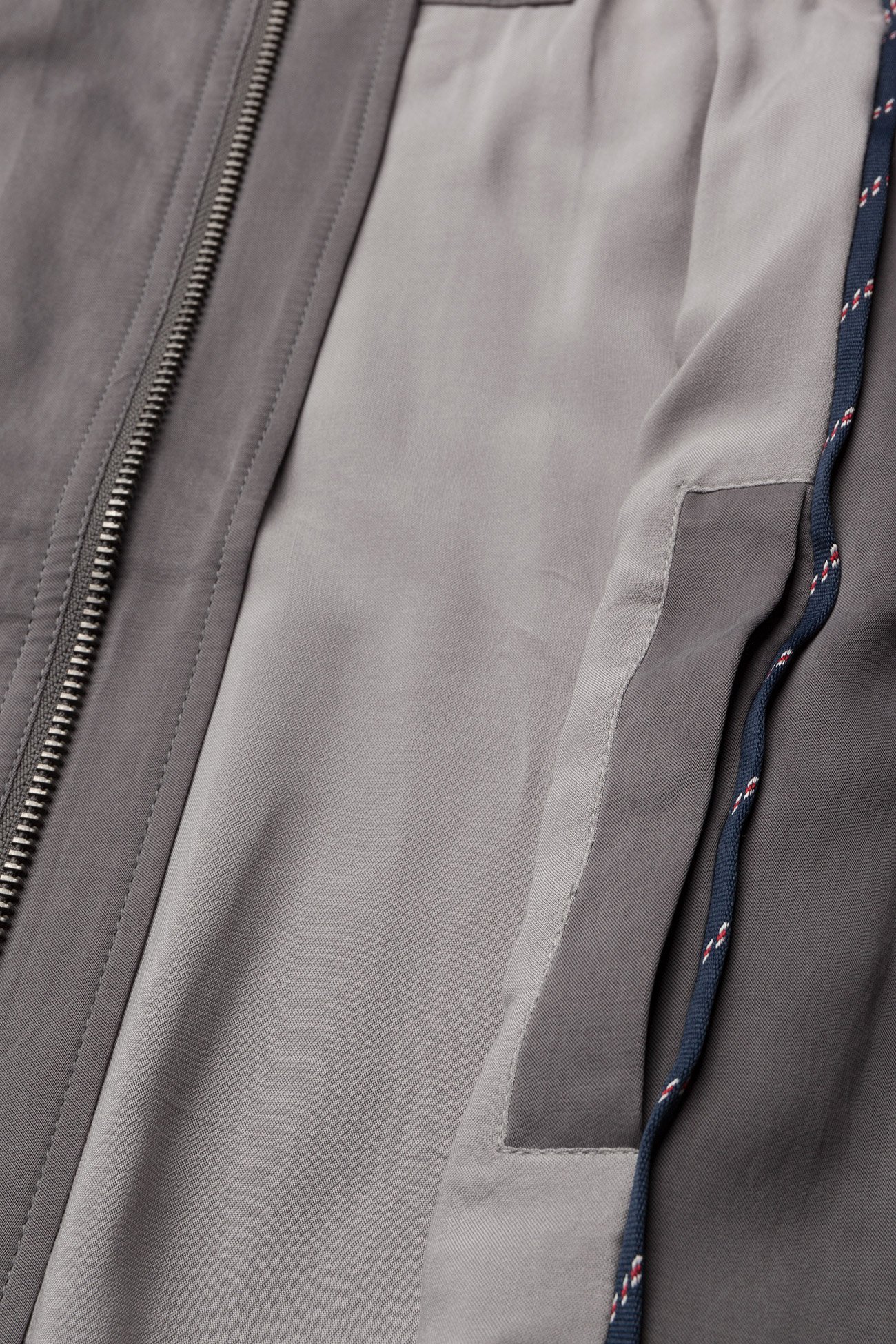 Tommy Jeans - THDM VARSITY BOMBER 43 - smoked pearl / multi - 4