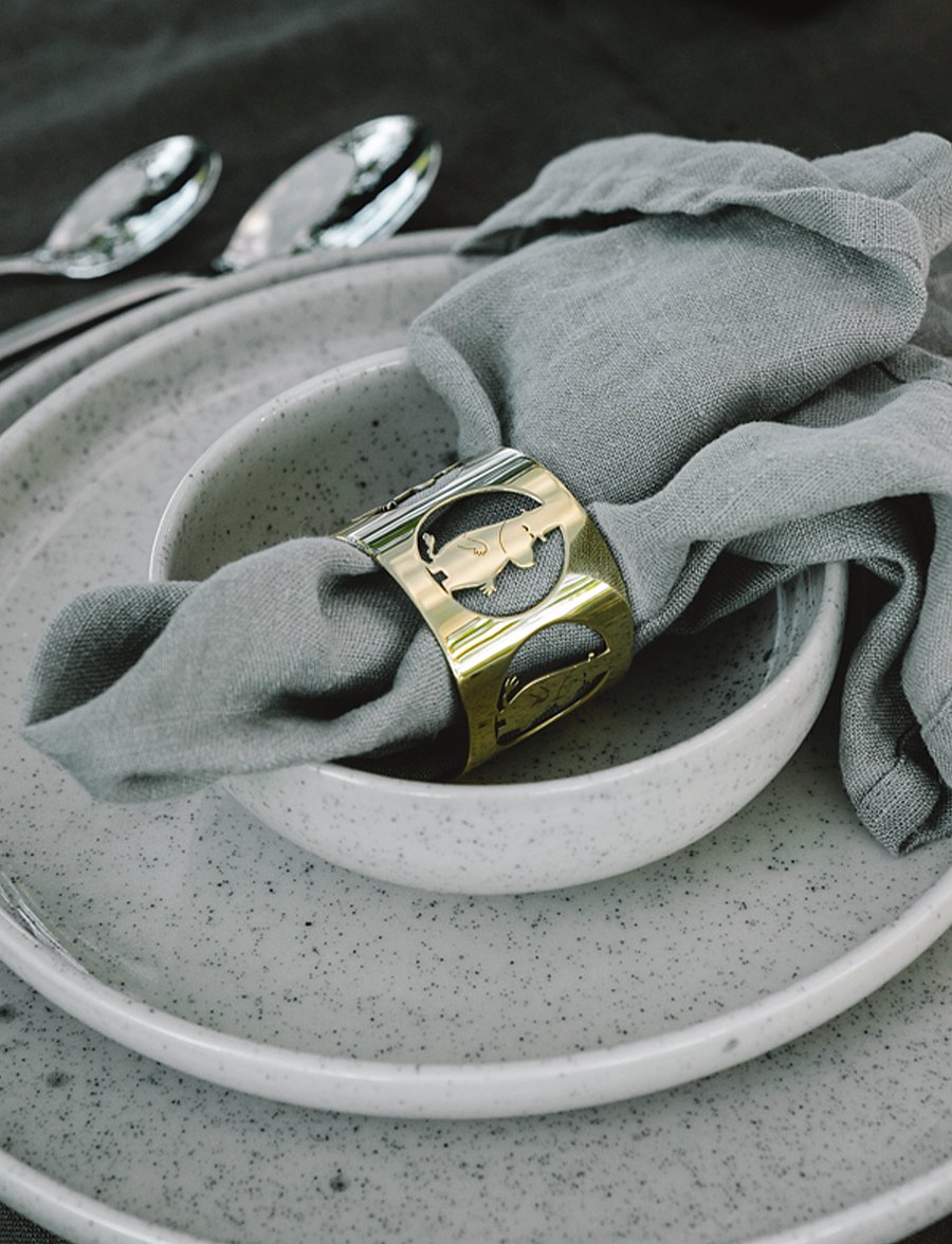 Hilke Collection - Napkinrings Hilke X Moomin, Moominpappa - salvrätikute rõngad ja hoidikud - gold - 0