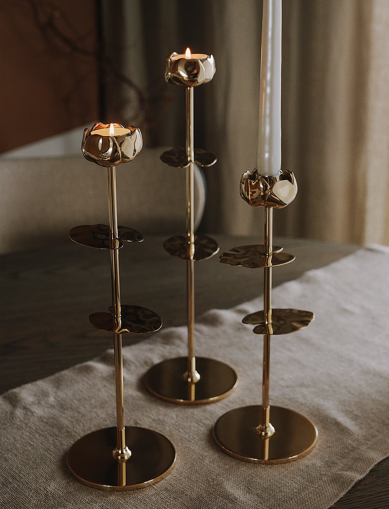 Hilke Collection - Candlestand Ninfea - fyrfadsstager - gold - 2