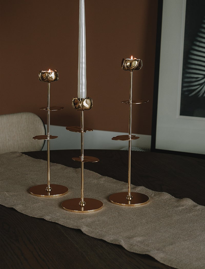 Hilke Collection - Candlestand Ninfea - køb efter pris - gold - 1