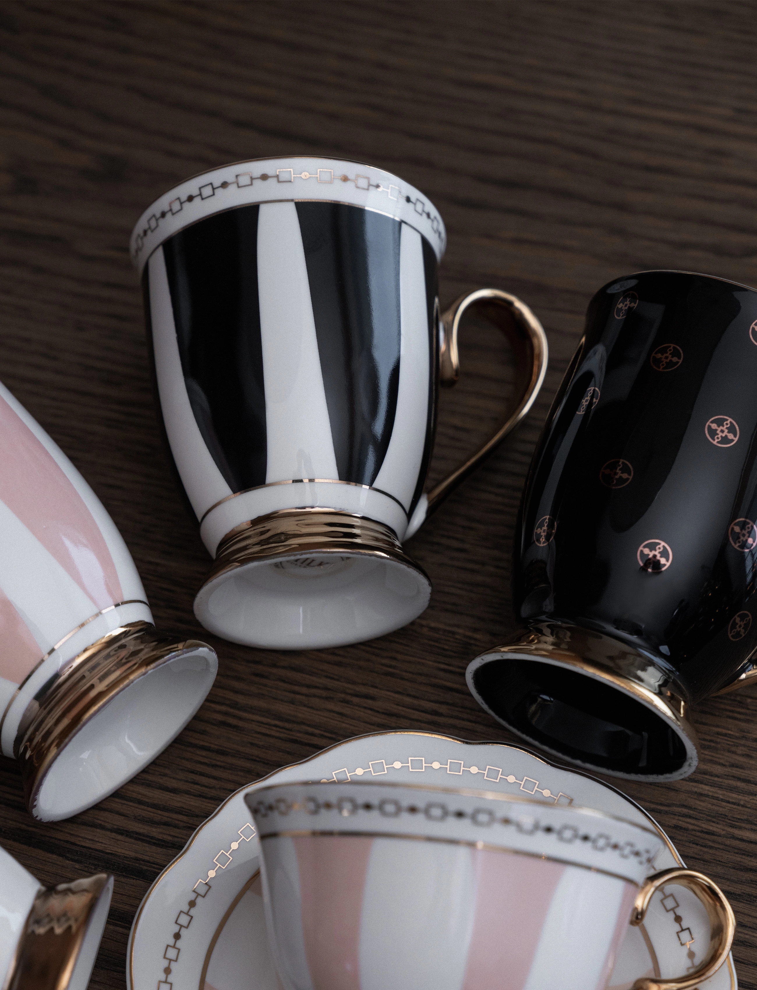 Hilke Collection - Mug - Anima Gemella Nero - coffee cups - black - 1