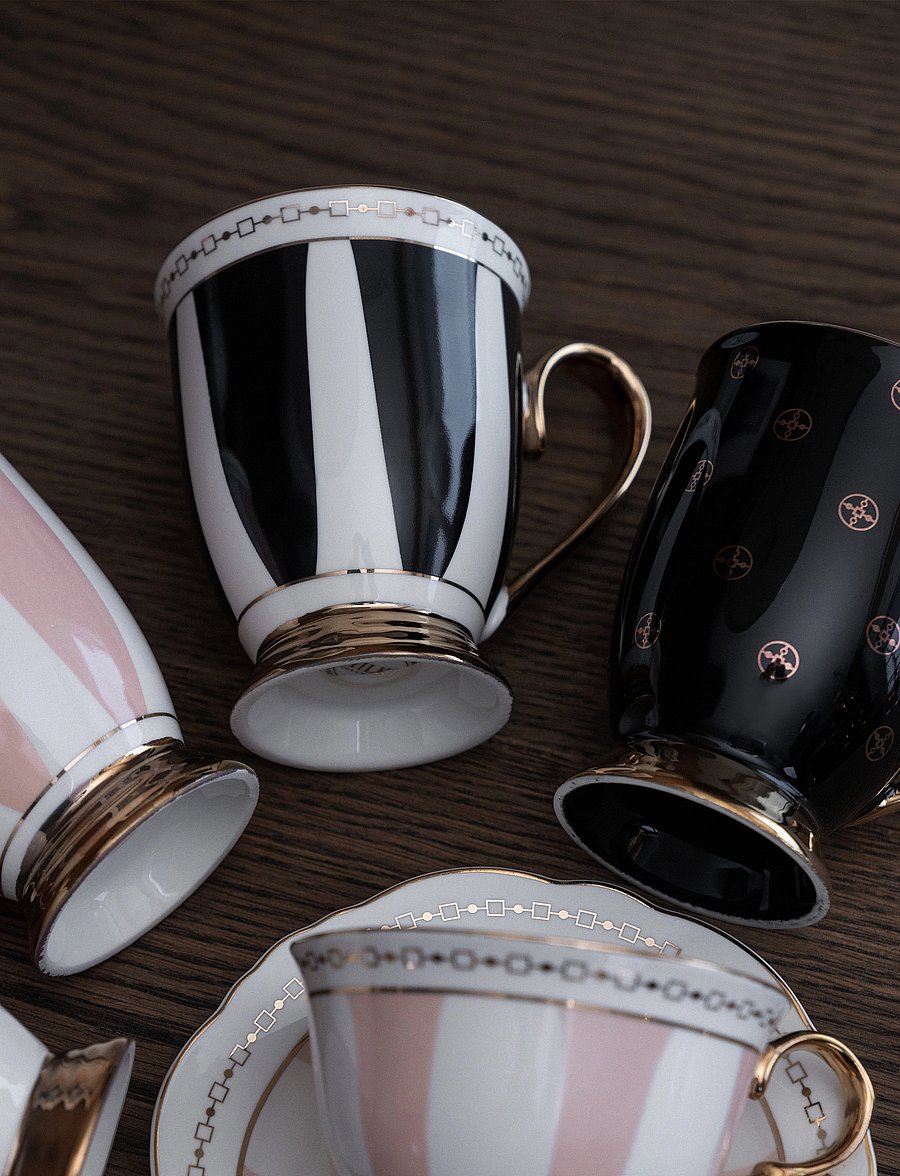 Hilke Collection - Mug - Anima Gemella Nero - kohvitassid - black - 1