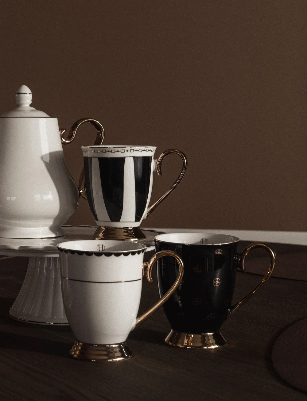 Hilke Collection - Mug - Anima Gemella Nero - kohvitassid - black - 2