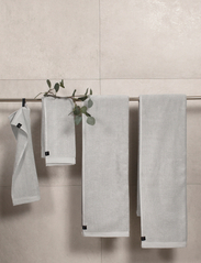 Himla - Lina Guest Towel - handdukar & badlakan - clean - 1