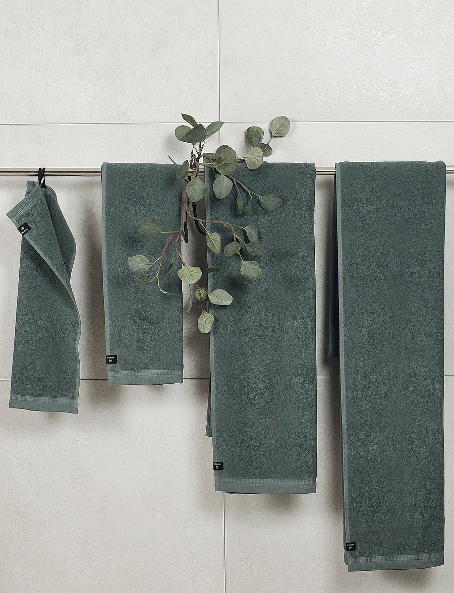 Himla - Lina Towel - die niedrigsten preise - jade - 1