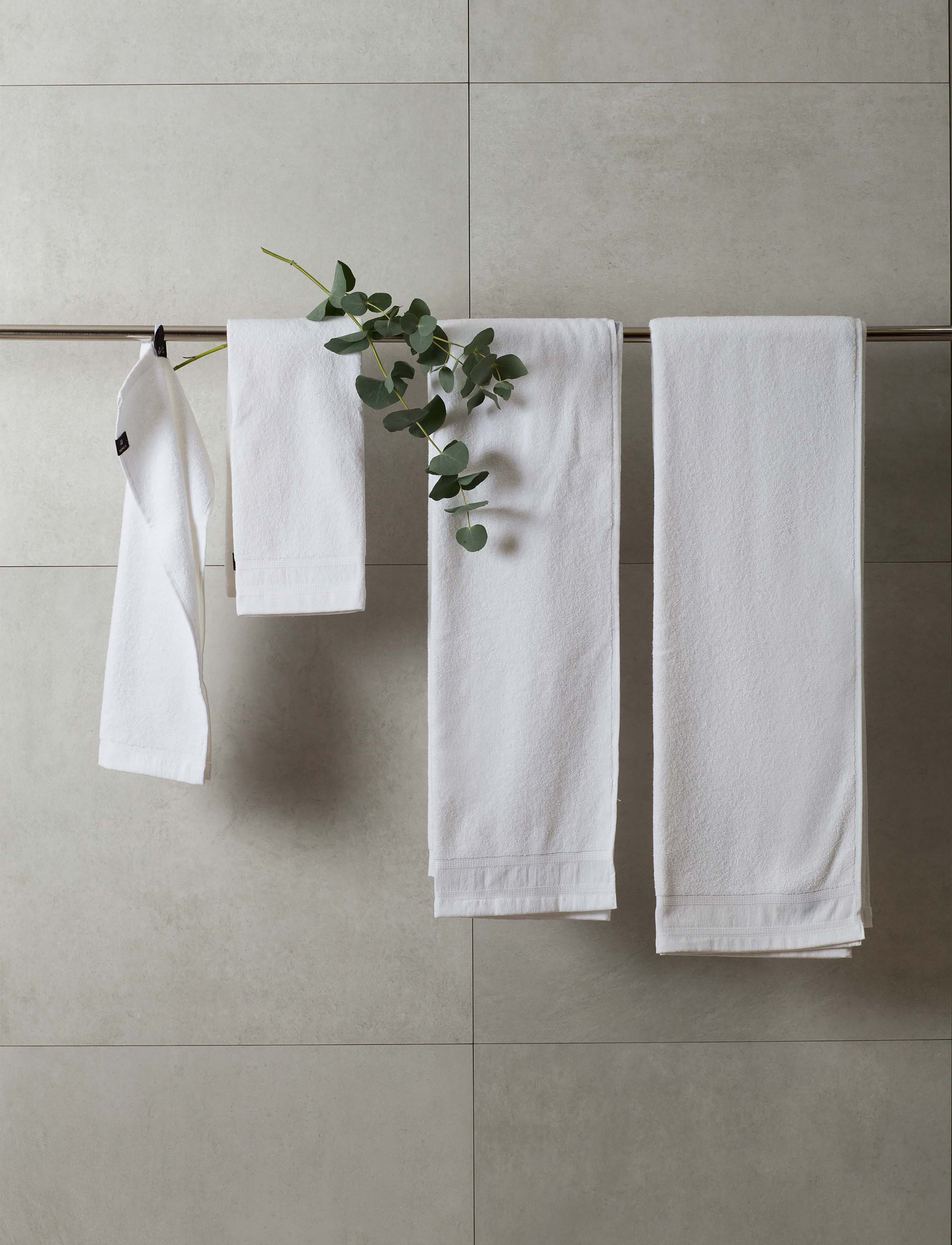 Himla Lina Håndklæde, 100X150 cm, Bathroom Textiles, Weiß - Towels, Homeware