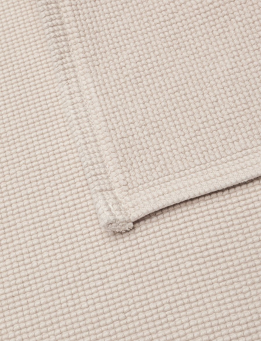 Himla - Love Bath Mat - trendid - mother of pearl - 3