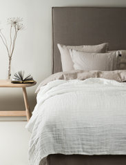 Himla - Hannelin Bedspread - bedspreads - white/white - 1