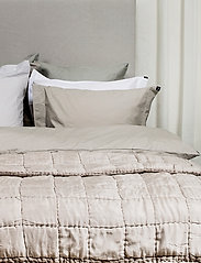 Himla - Drottningholm Pillowcase - die niedrigsten preise - light cinder - 3