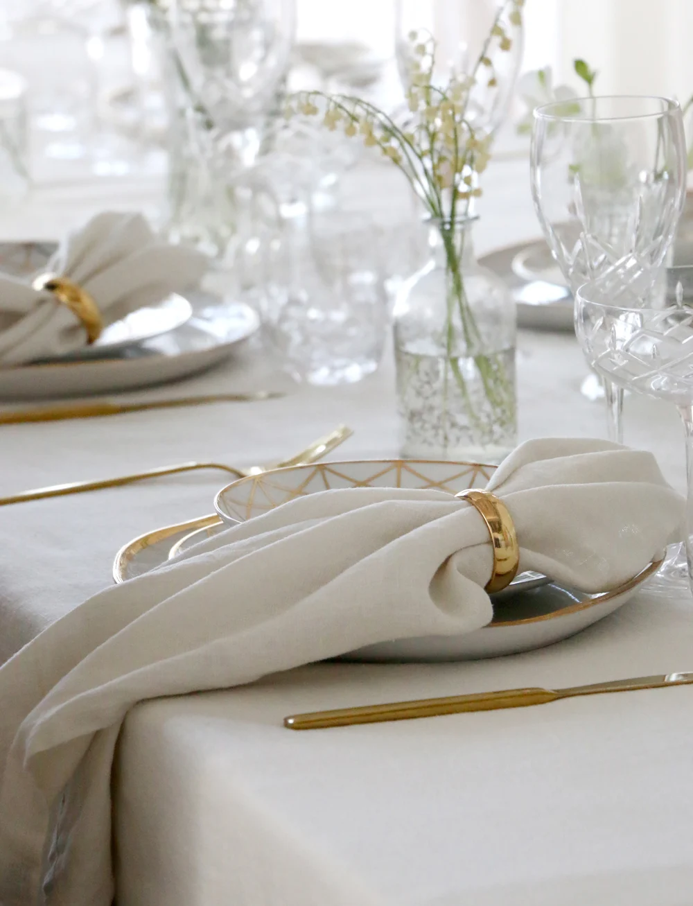 Himla - Sunshine Tablecloth - over 1000 kr - fog - 3