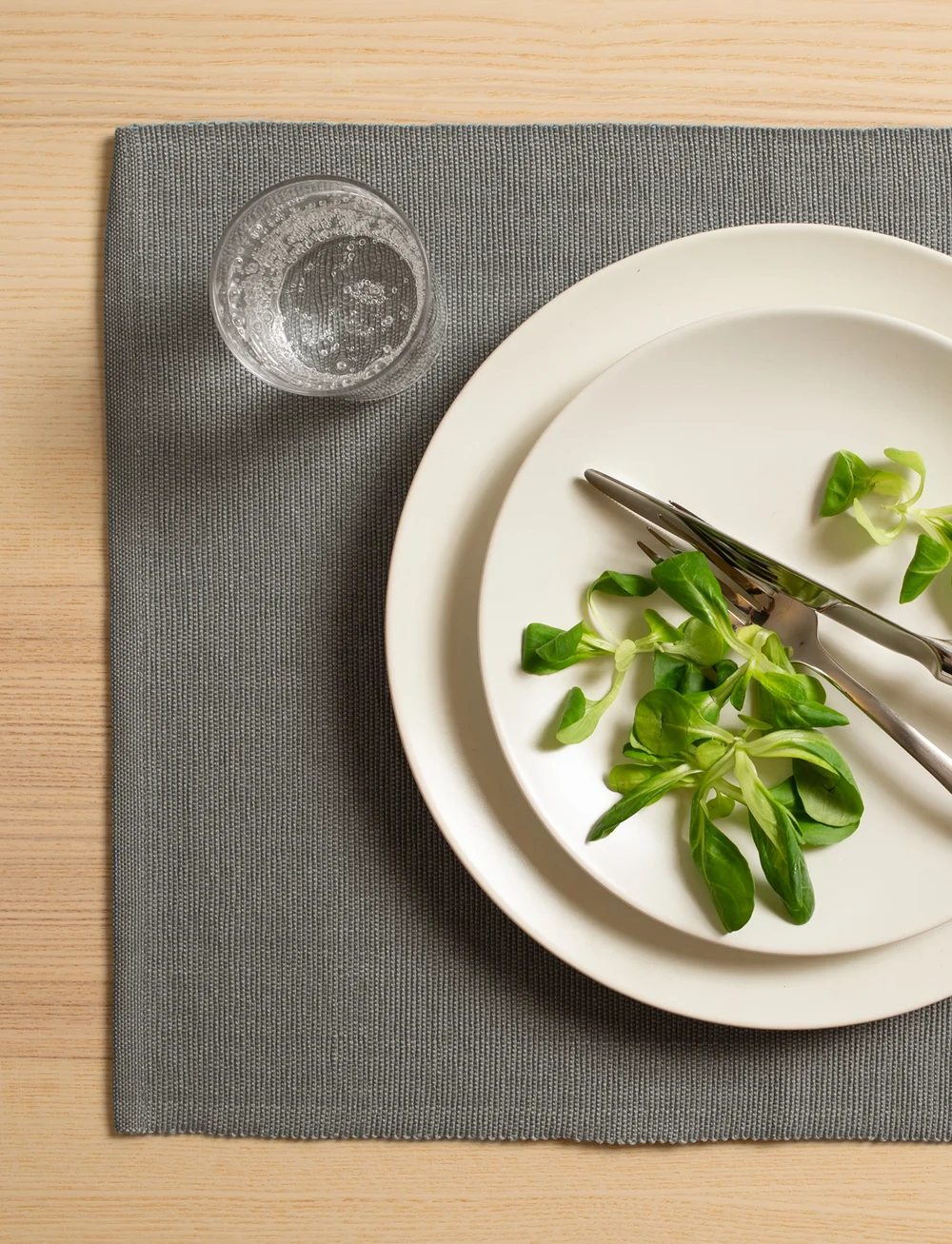 Himla - Bistro Tablett 2-pack - köp efter pris - charcoal - 1