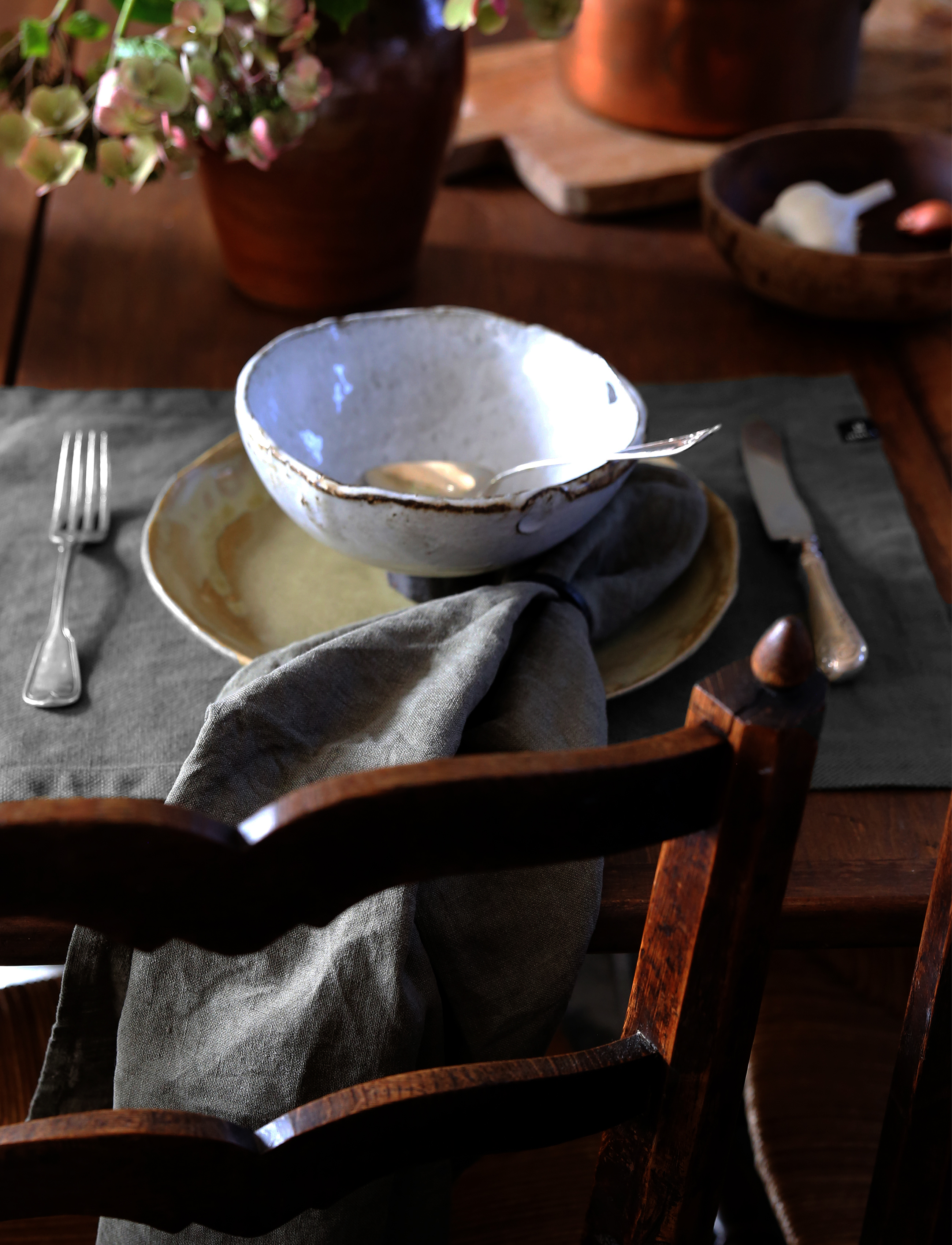 Himla - Sunshine Napkin 4-pack - linased ja puuvillased salvrätikud - charcoal - 3