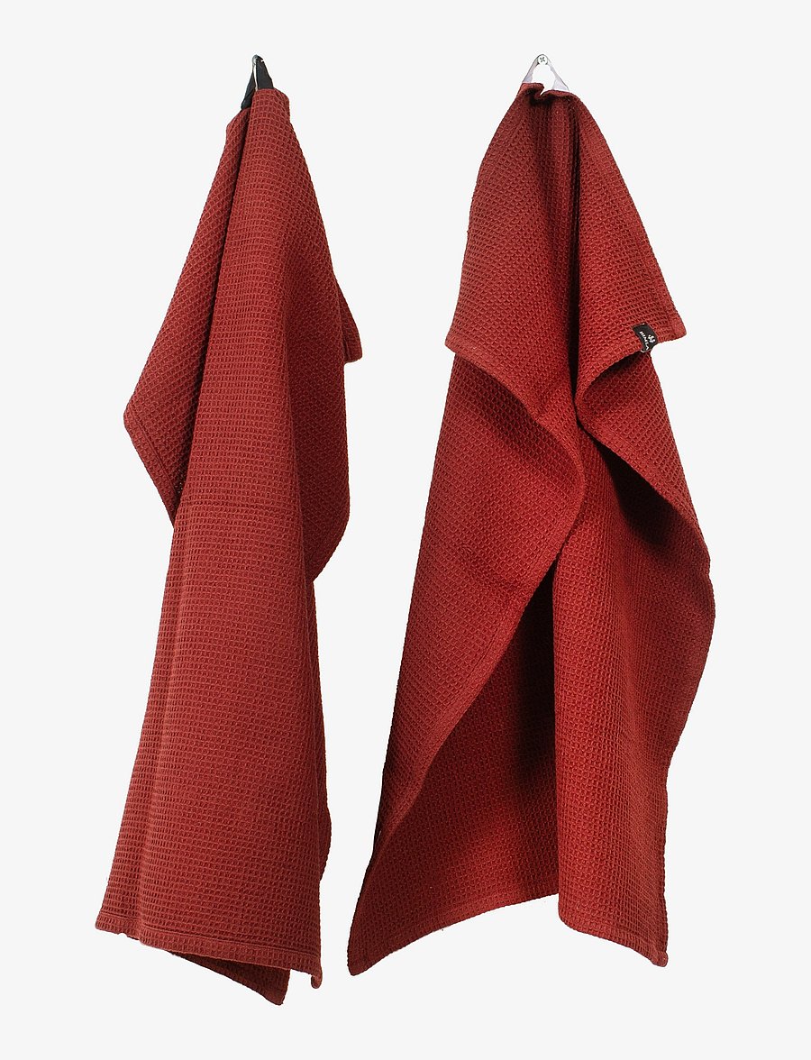 Himla - Hetty Kitchen towel 2-pack - köögirätikud - lingonberry - 1