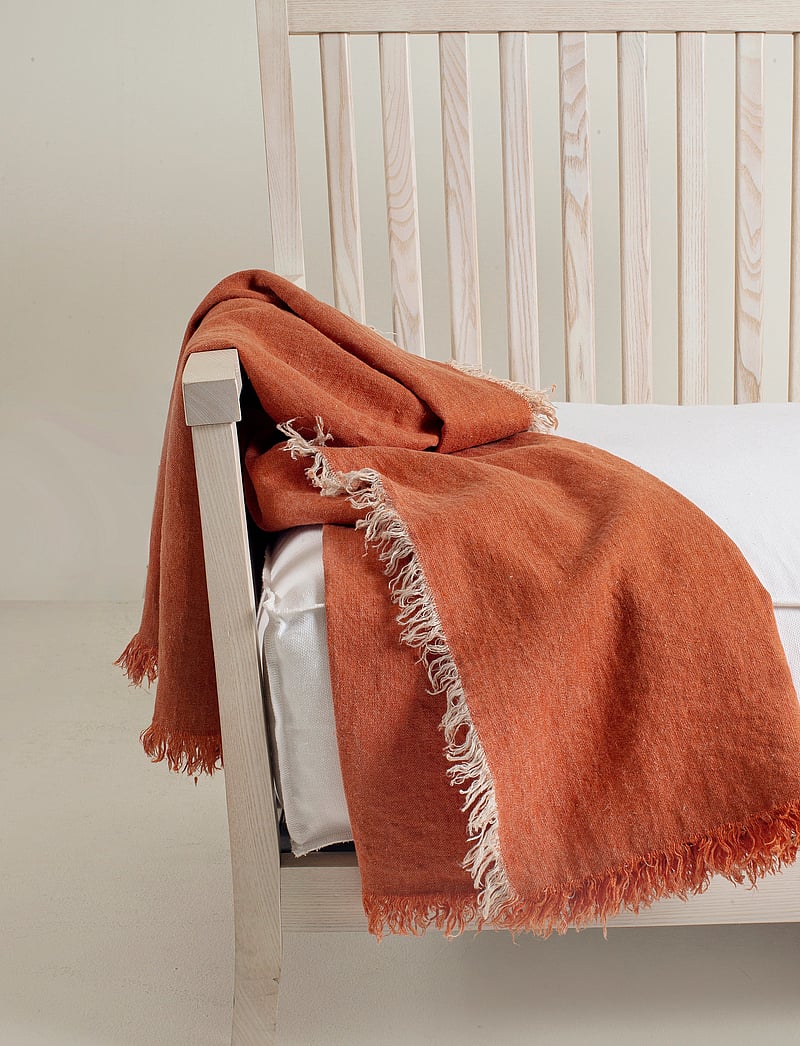 Himla - Merlin Throw - shop by price - pumpkin - 1