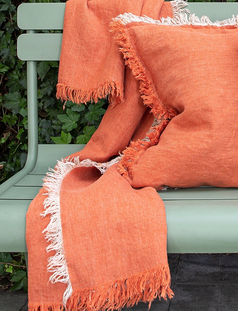 Himla - Merlin Throw - shop by price - pumpkin - 2