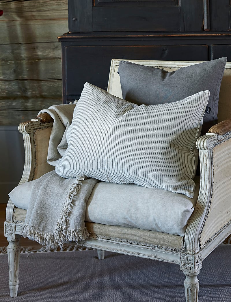 Himla - Linus Cushion Cover - kohl/natural - 2