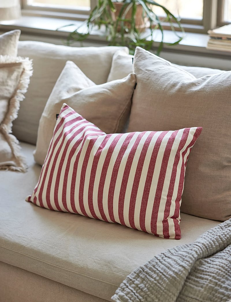 Himla - Bretagne Cushion cover - nach preis einkaufen - deep red - 1