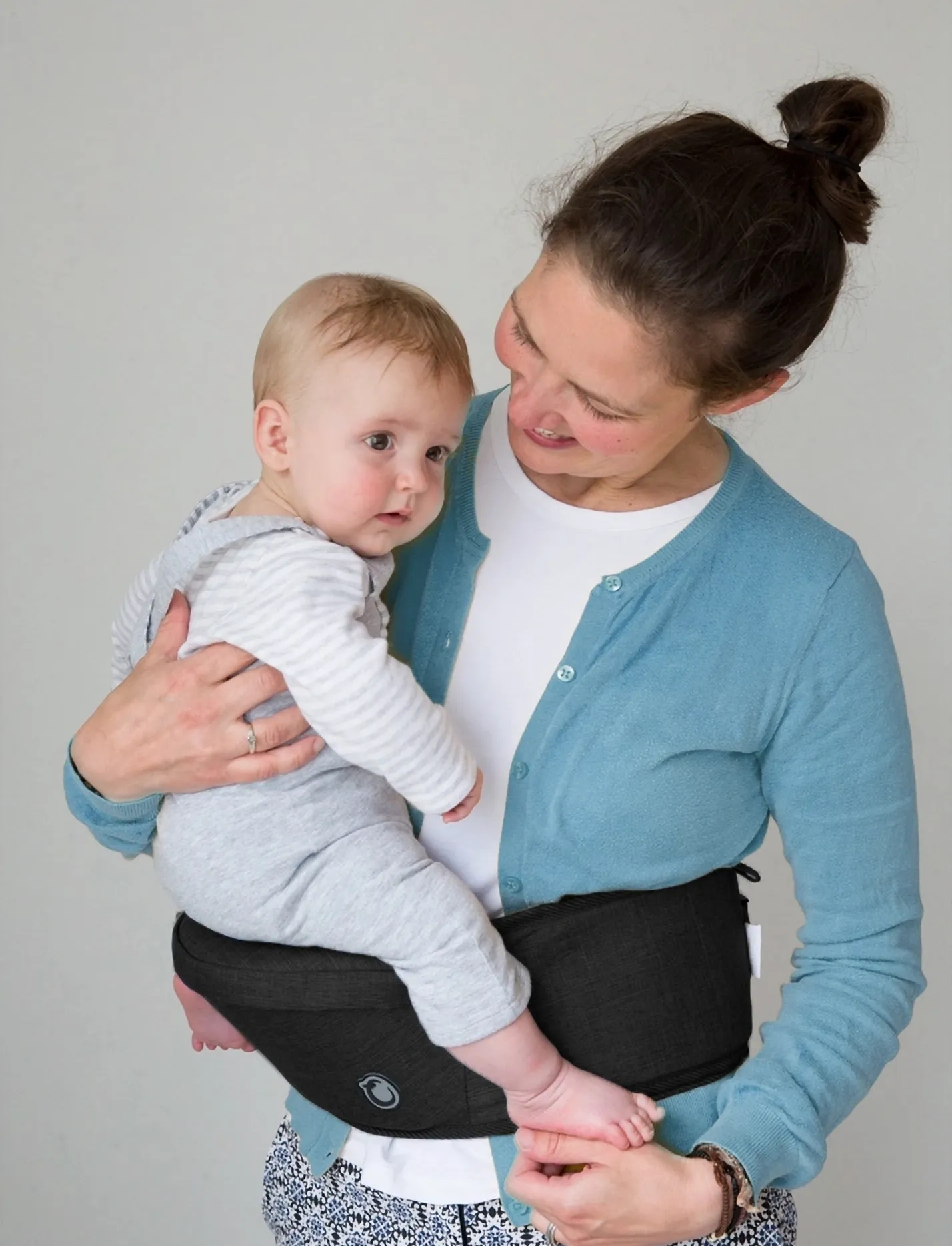Hippychick Hippychick Hipseat "Denim Black", One Size, Black, Baby Og Graviditet > Baby Carriers & Baby Wraps, Børn
