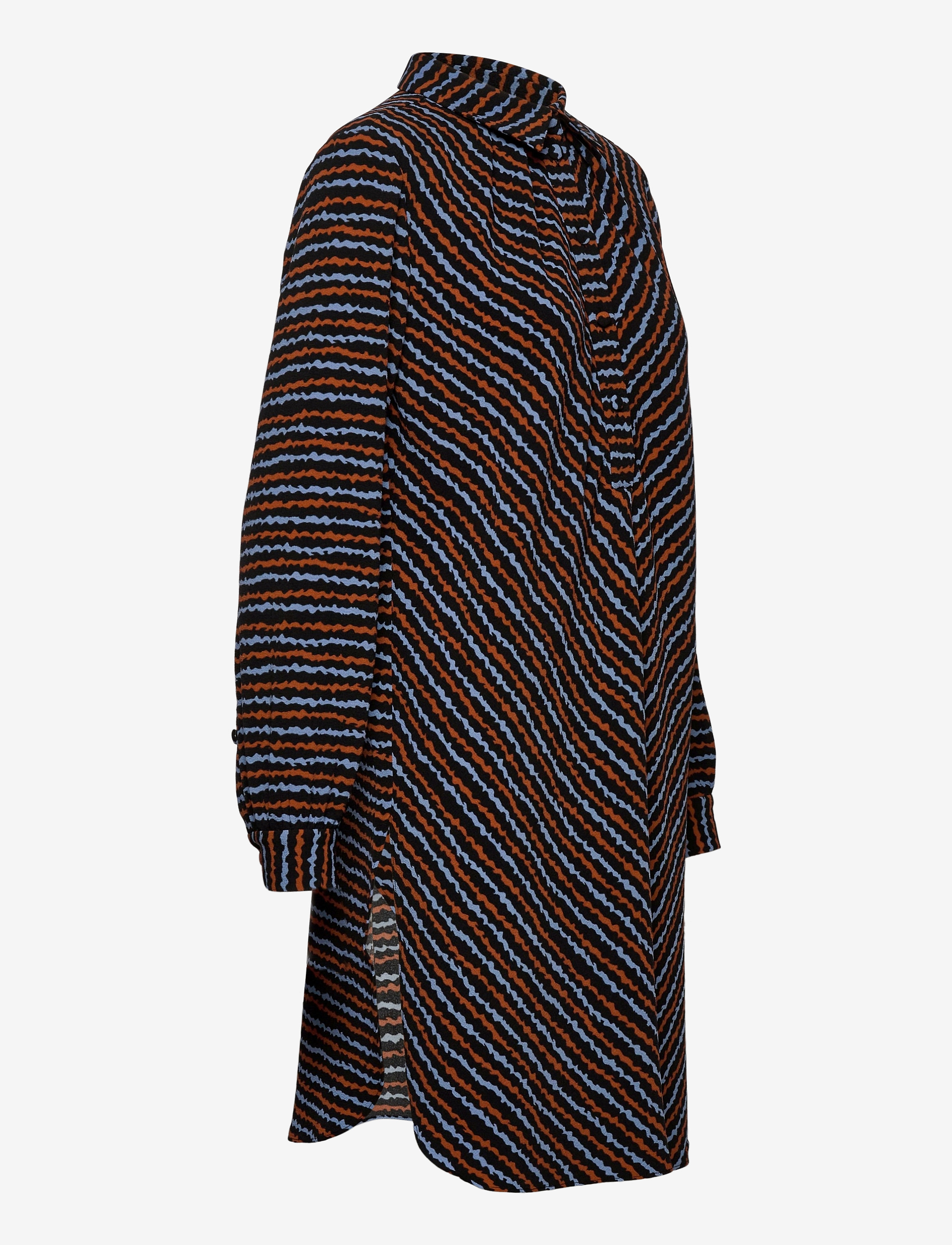 Hofmann Copenhagen - Editha-Blue Haze Print - skjortekjoler - black - 2
