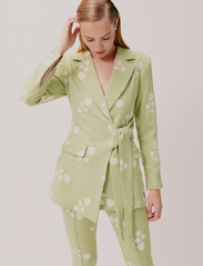 Hofmann Copenhagen - Rika - party wear at outlet prices - green fig - 4