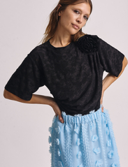 Hofmann Copenhagen - Pam - short-sleeved blouses - black - 3