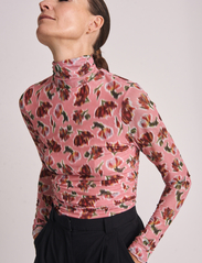 Hofmann Copenhagen - Clementine - long-sleeved blouses - geranium pink - 2