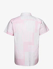 Hollister - HCo. GUYS WOVENS - kortermede skjorter - pink patchwork stripe - 1