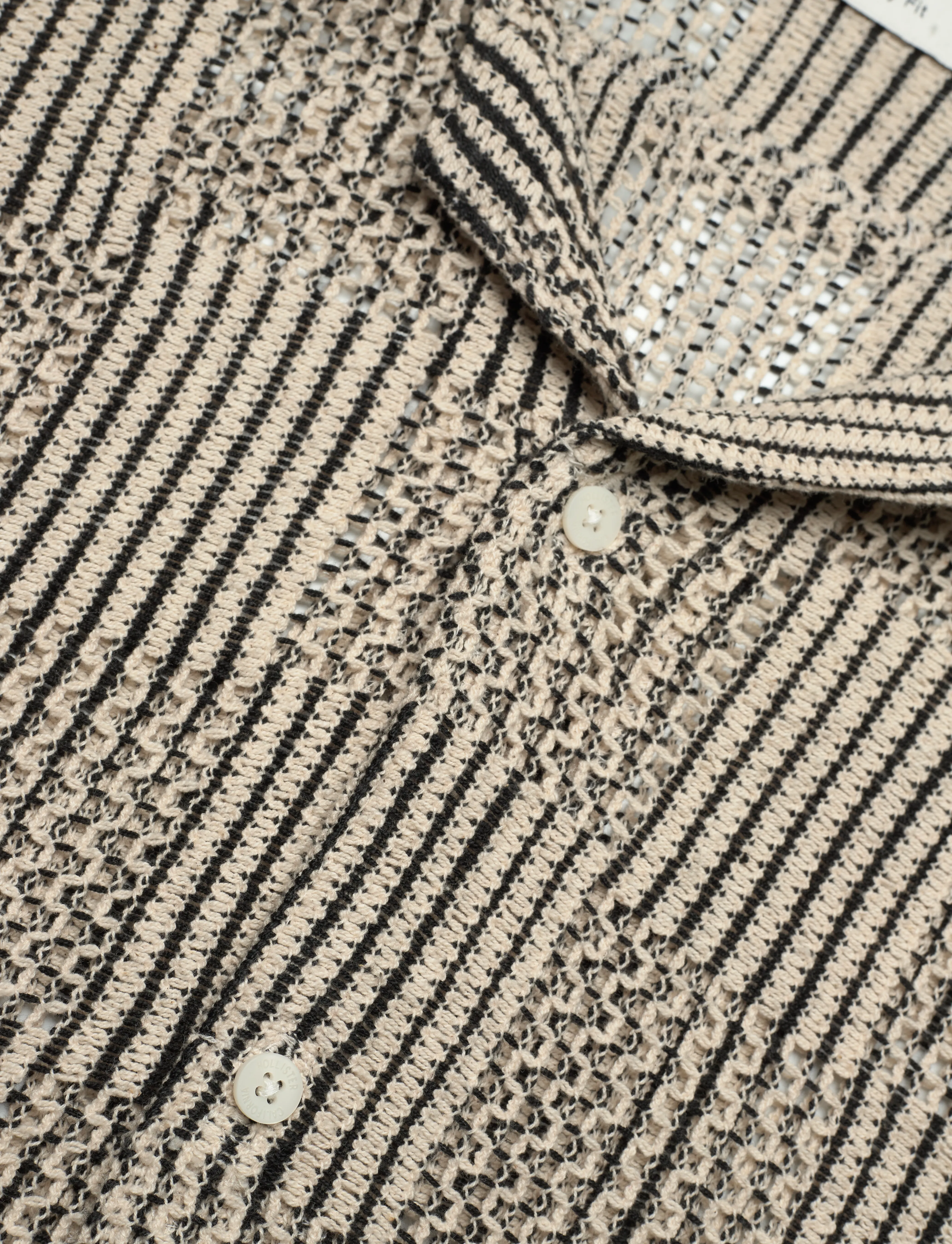 Hollister - HCo. GUYS WOVENS - kortermede skjorter - black and white patchwork crochet - 3