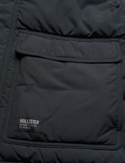 Hollister - HCo. GUYS OUTERWEAR - vests - black - 3