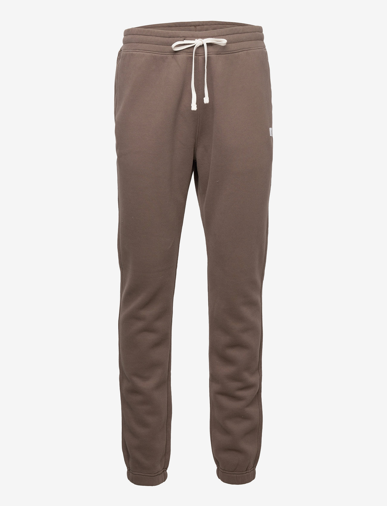 guys in sweat pants