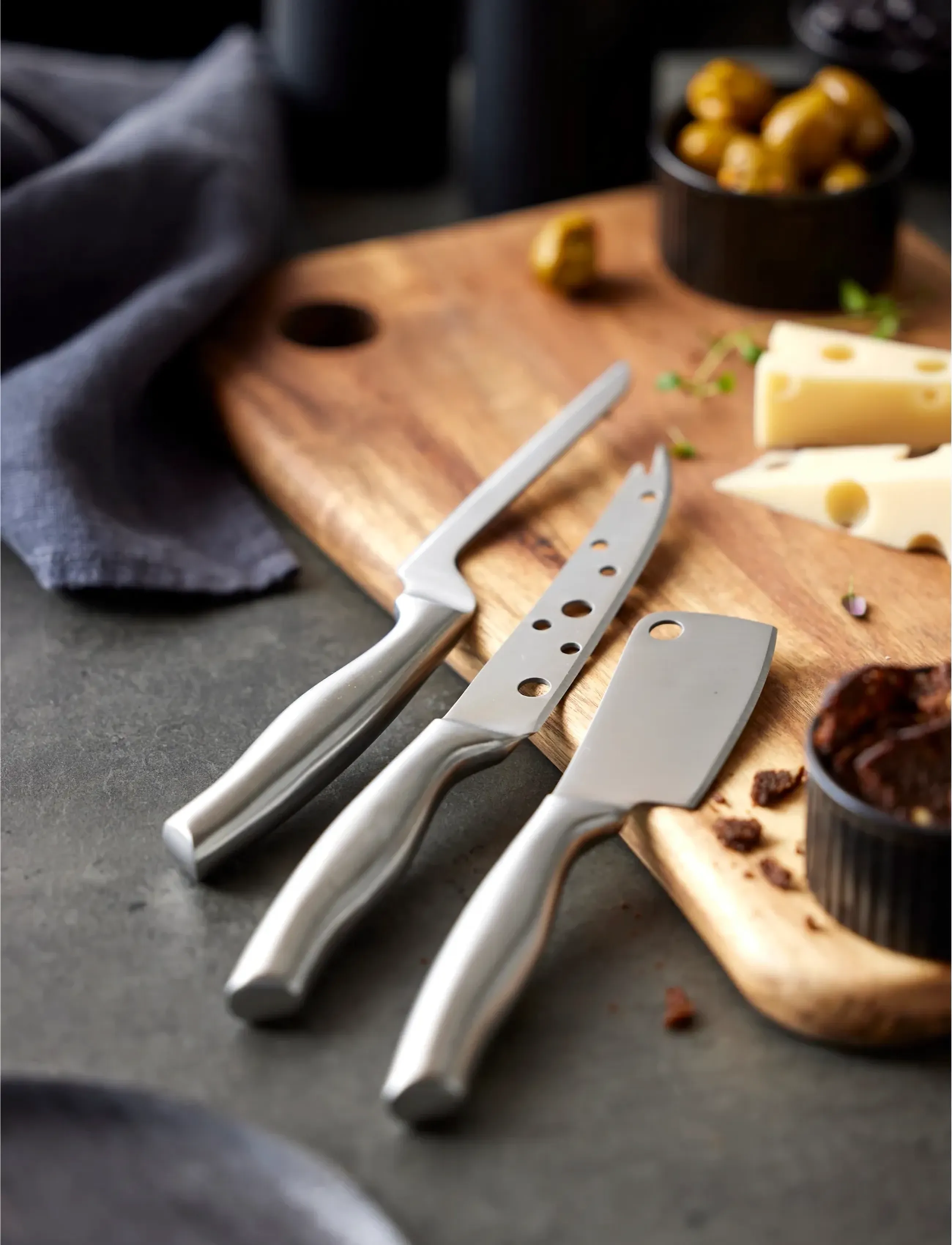 Holm Ostebræt Med 3 Knive, 38X 22X 1.9 cm, Cutlery, Silber - Cheese Knives, Homeware