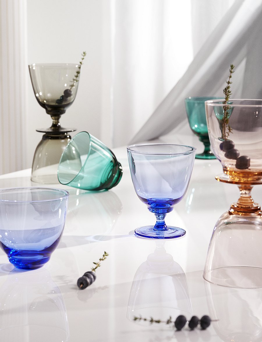 Holmegaard - Flow Glass on foot 35 cl dark blue - dark blue - 5