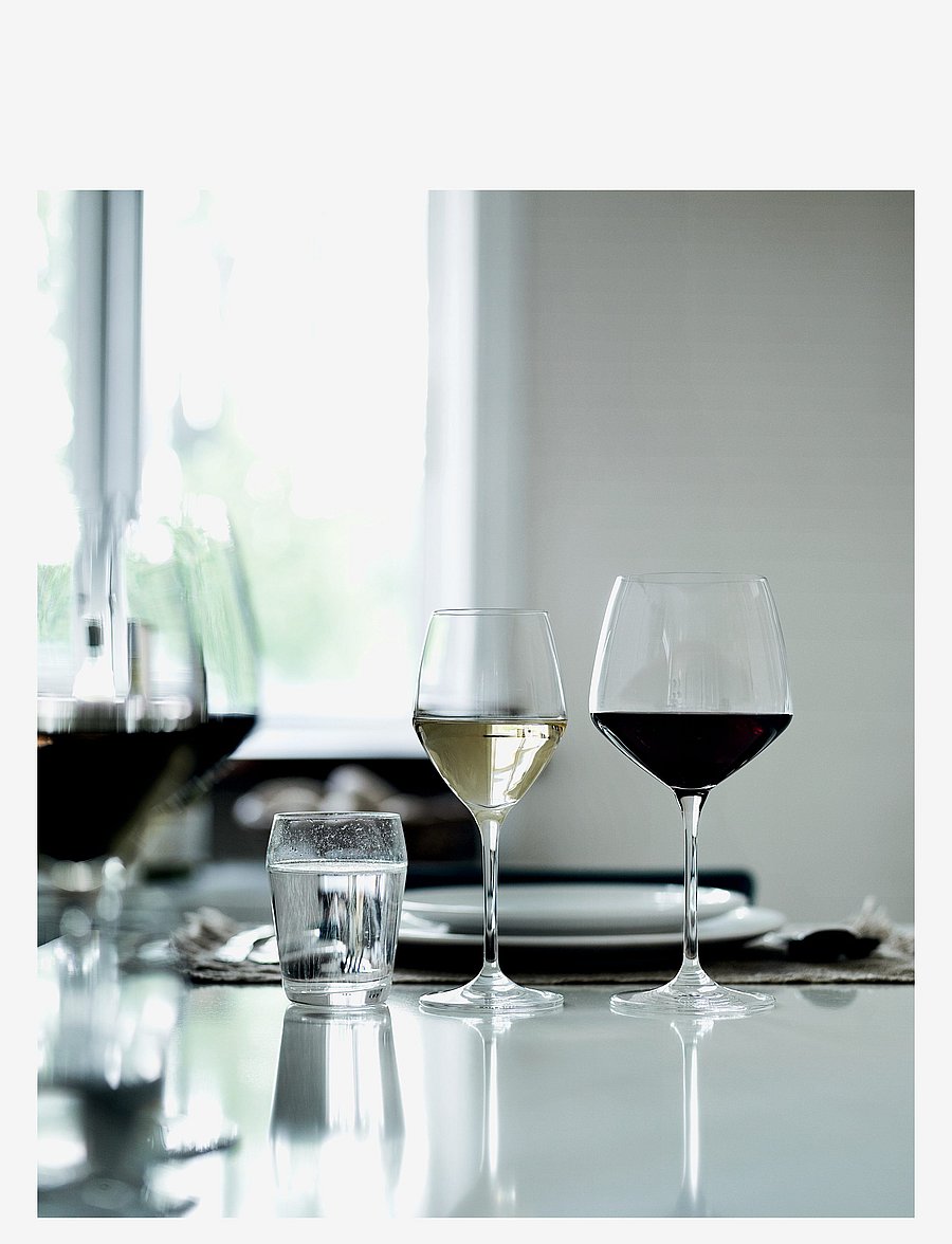 Holmegaard - Perfection White Wine Glass 32 cl 6 pcs. - vínglös - clear - 1