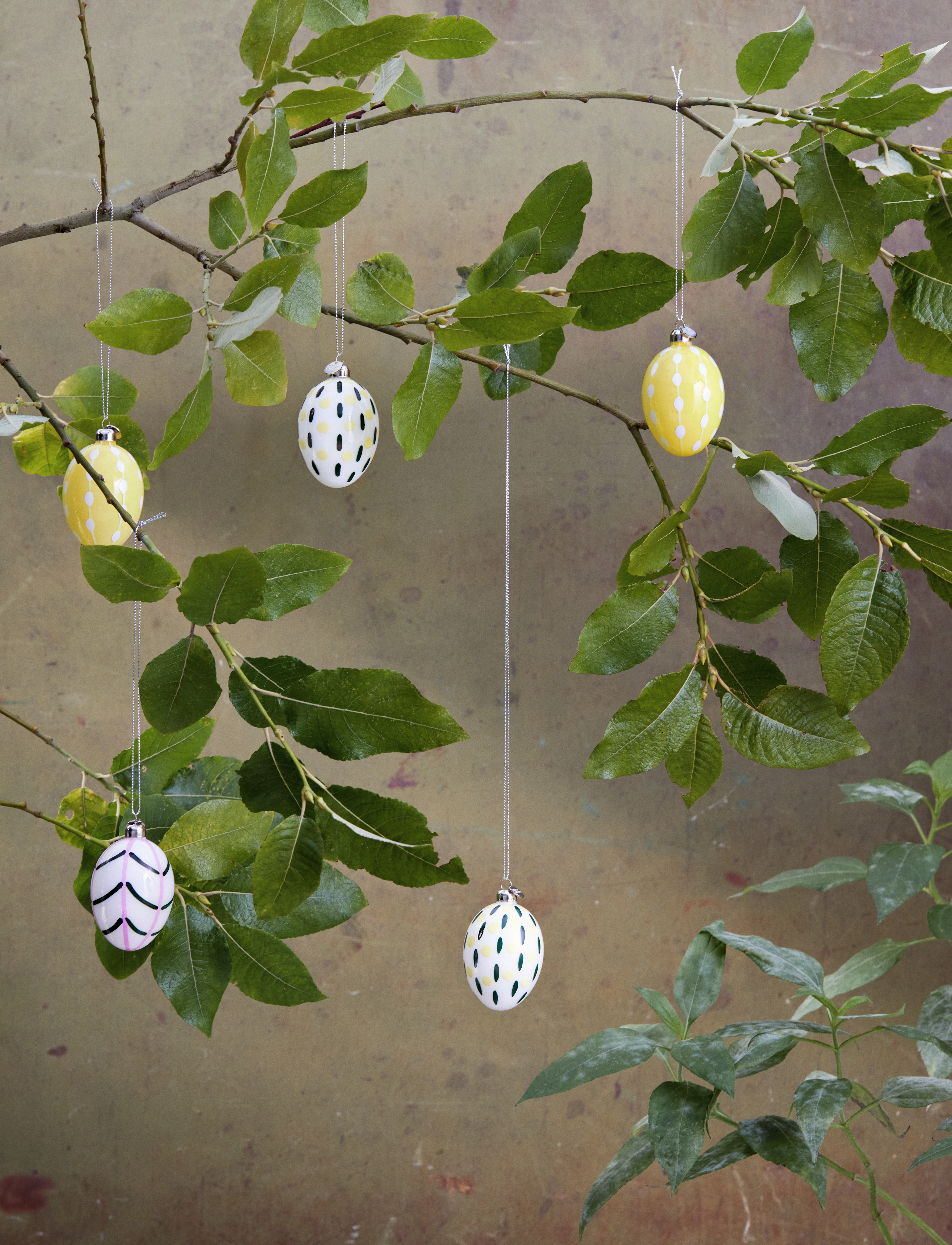 Holmegaard Souvenir Easter Påskeophæng H7.5 Blad, H:7.5 cm, Multi/patterned, Dekoration > Sæsonbestemt Dekoration, Unisex