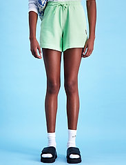 HOLZWEILER - Musan Sweat Shorts - casual shorts - lt. green - 3
