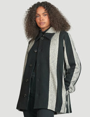 HOLZWEILER - Emotional Jacket - winter jackets - black stripe - 2