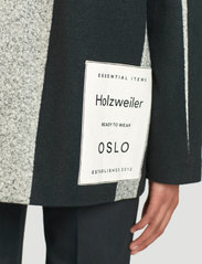 HOLZWEILER - Emotional Jacket - vinterjackor - black stripe - 3