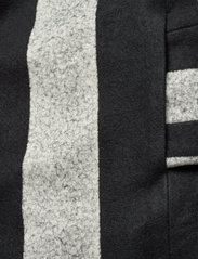 HOLZWEILER - Emotional Jacket - vinterjackor - black stripe - 6