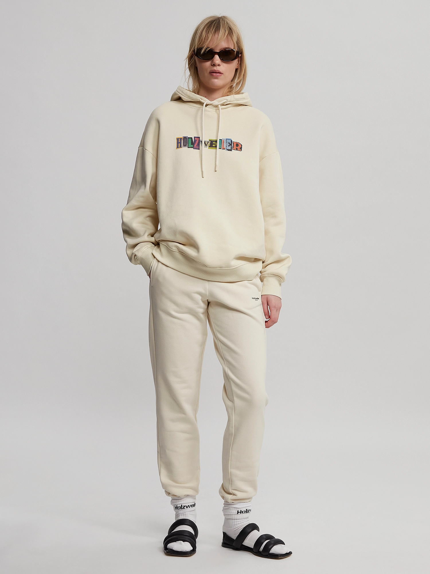 HOLZWEILER - Placebo Print Hoodie 22-02 - ecru - 2