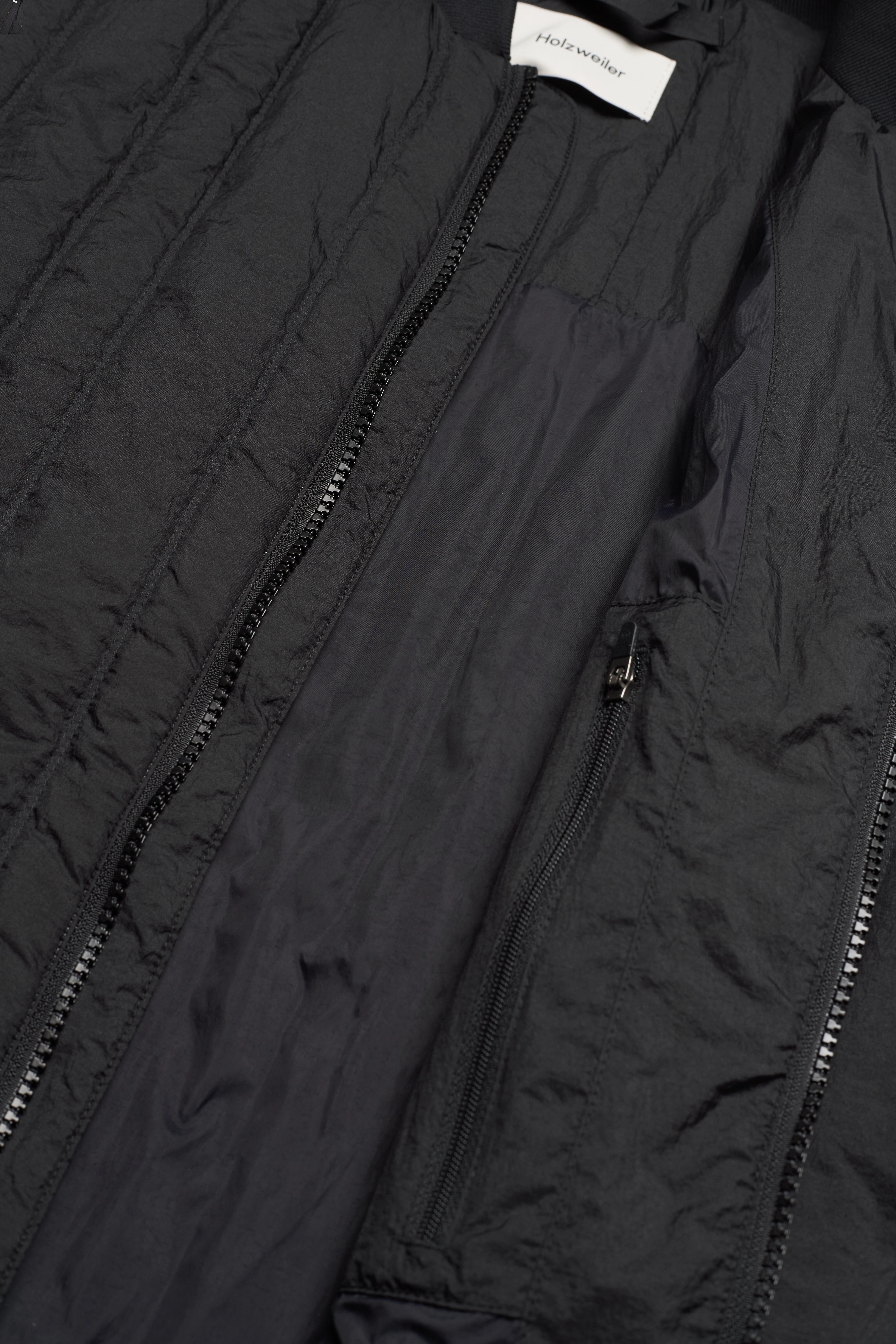 HOLZWEILER - Aff Down Gilet 22-02 - jakker og frakker - black - 4
